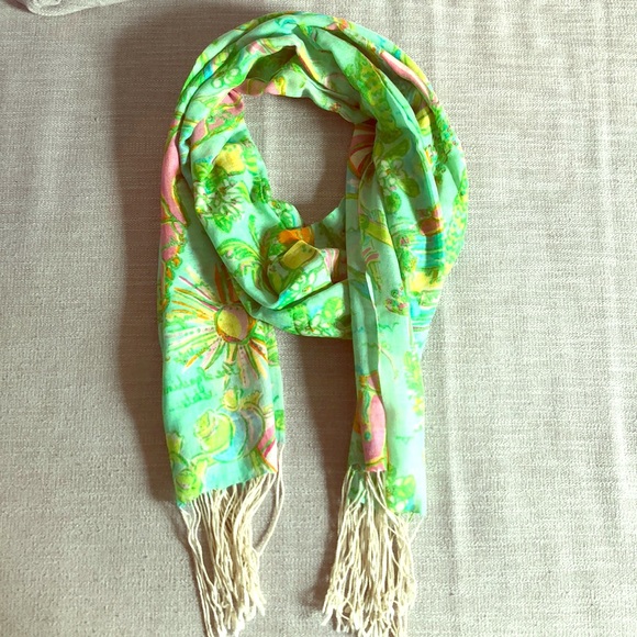 Lilly Pulitzer Accessories - Lilly Pulitzer “Florida” scarf Lilly Pulitzer Accessories - Lilly Pulitzer “Florida” scarf